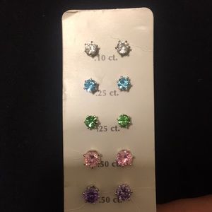 Various color earrings